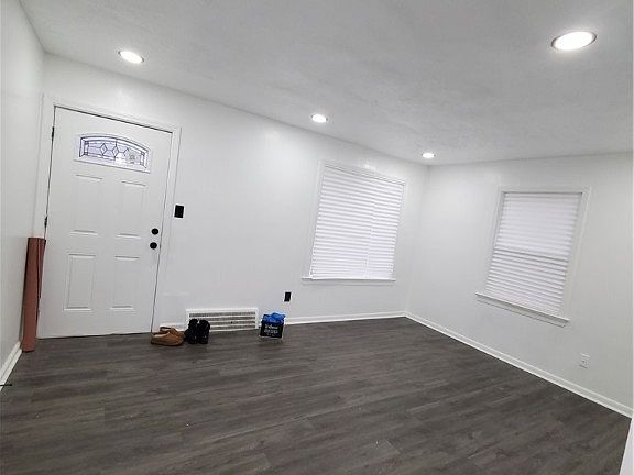 2nd image of 4352 Lee Heights Blvd