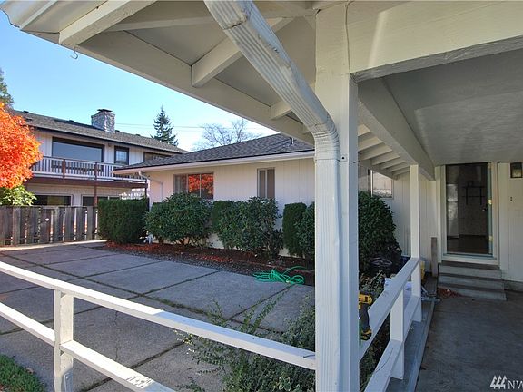 Large patio to relax on. 