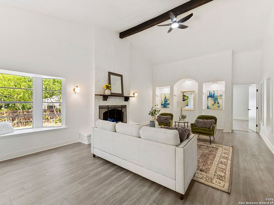 1st image of 11915 LOS CERROS ST