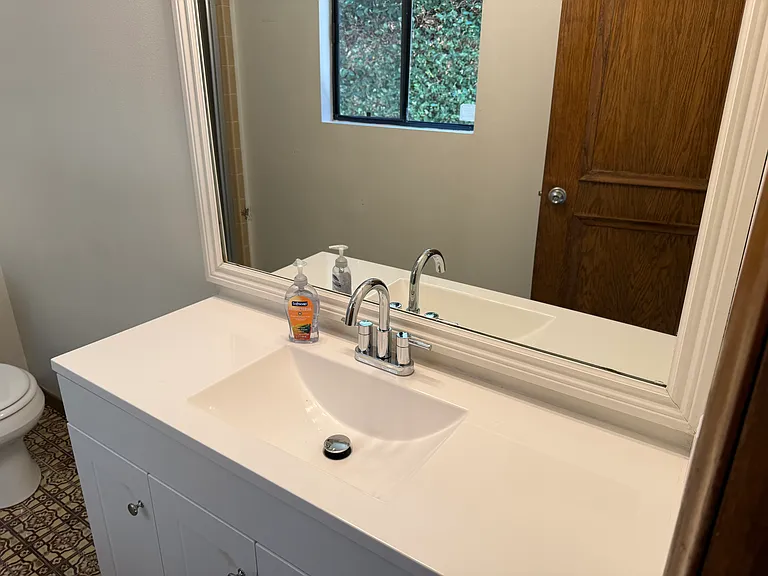 1307 Mackay Ln — Photo 48