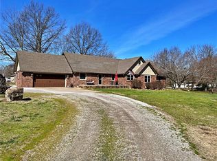 106 S Dittman St, Frontenac, KS 66763
