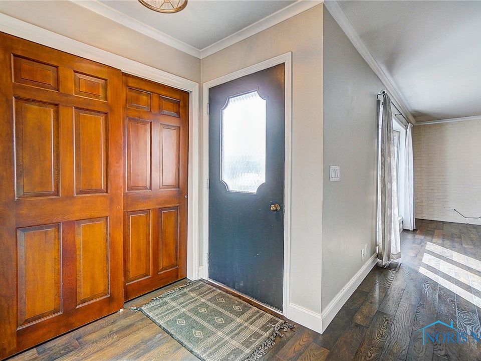 526 Bright Rd, Findlay, OH 45840 Zillow