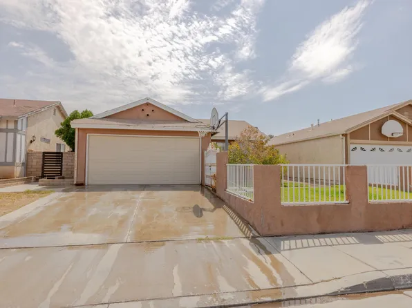 2810 Juniper Dr, Palmdale, CA 93550