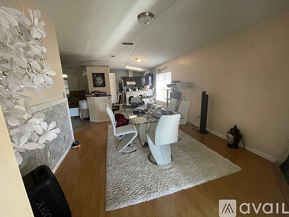 4th image of 2908 Somersworth Ct
