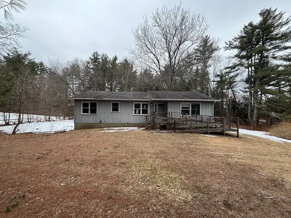 12 Ferry Rd, Montague, MA 01351