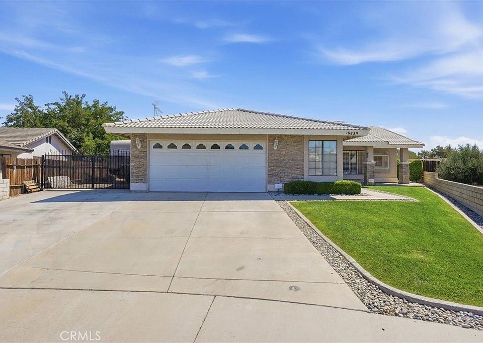 1st image of 15234 Mesquite Way