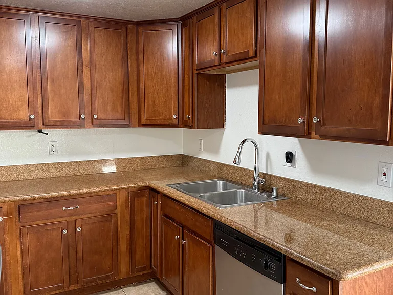 12719 Robison Blvd #14 — Photo 8