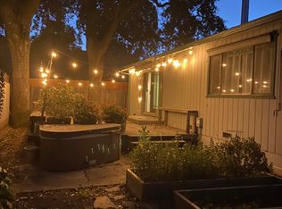 424 Mason St, Healdsburg, CA 95448