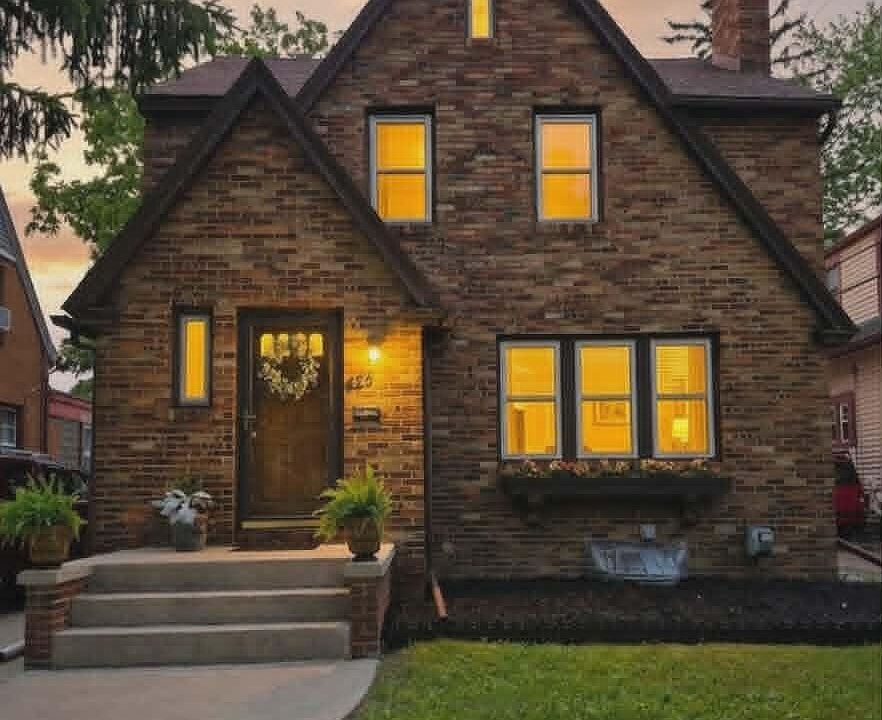 1st image of 425 West St
