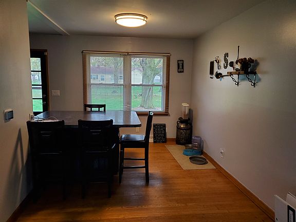 4th image of 1314 Cedar St
