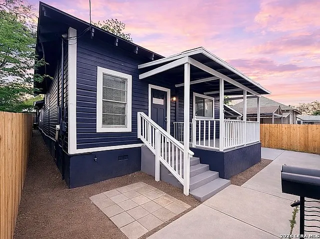 105 Dewitt
