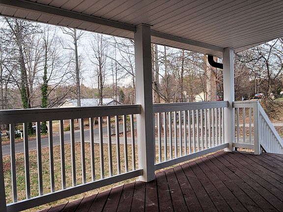 2nd image of 125 Pam Dr