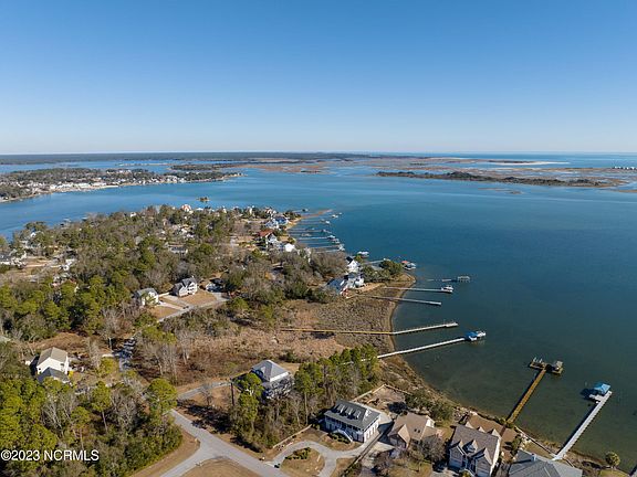 4th image of 1103 Chadwick Shores Drive