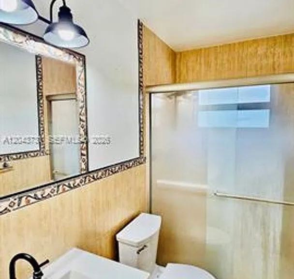 3180 SW 25th Ter #1 — Photo 17