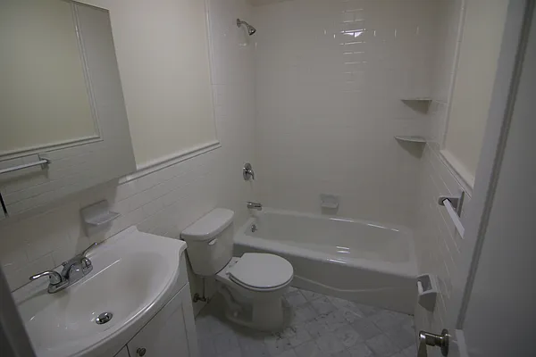 Rented by Guidance Realty Corp. | media 27