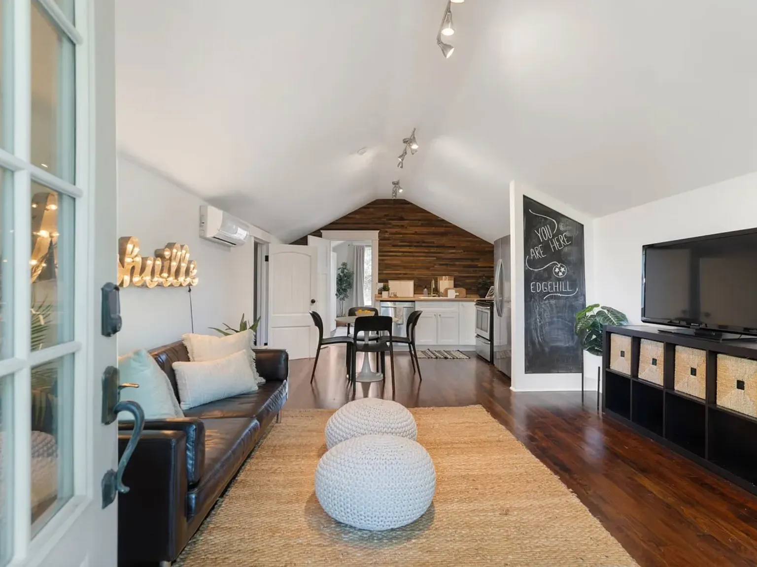 1 bed, 613 sqft, $1,700 — Photo 3