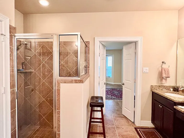 18607 Pelham Grove Ln — Photo 23
