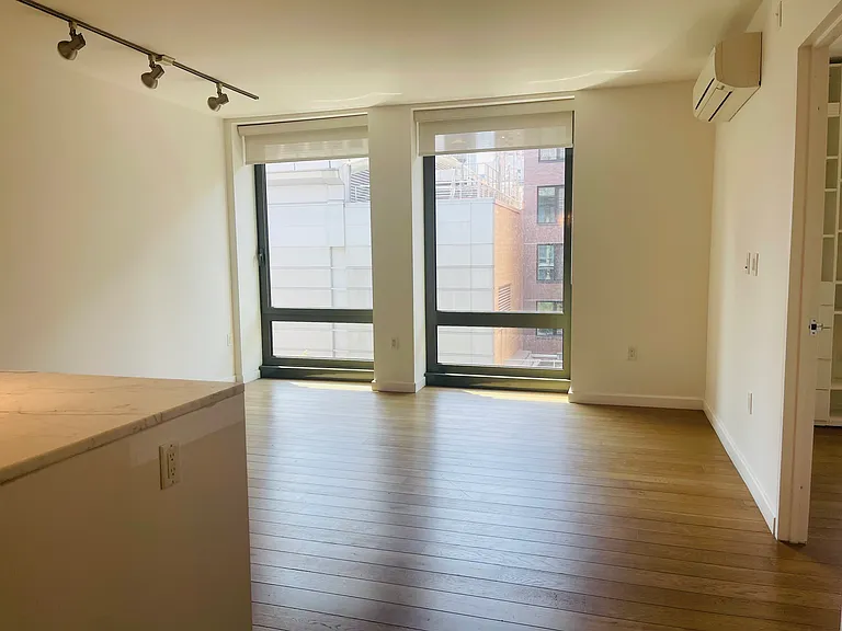 351 W 54th St #6C — Photo 3