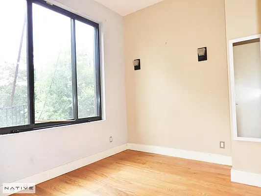 Rented by Native Real Estate LLC | media 7