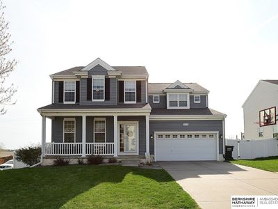 2409 S River Rock Dr, Papillion, NE, 68046