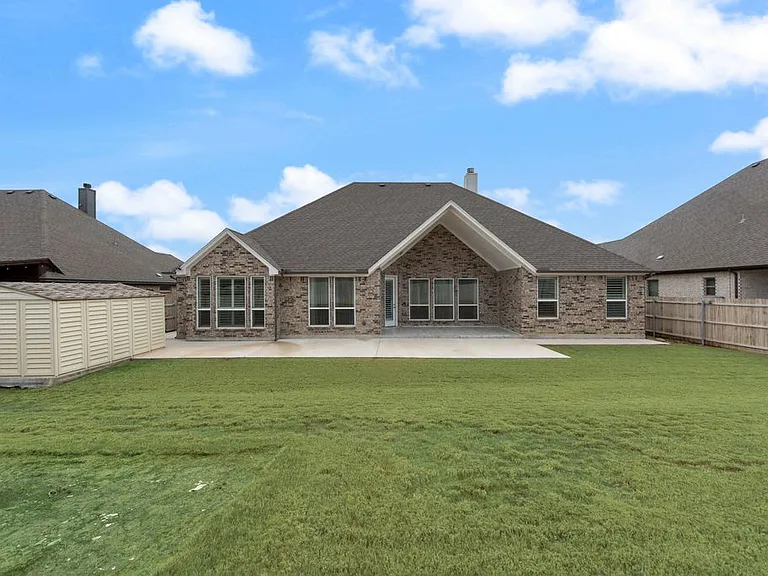 1424 Silent Springs Dr — Photo 31