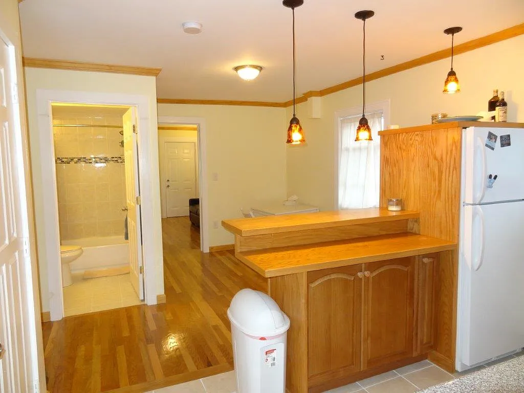 2 bed, 1100 sqft, $3,450 — Photo 4