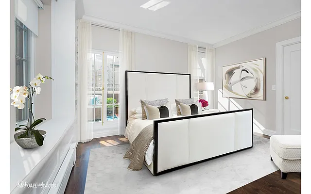 Rented by Douglas Elliman | media 23