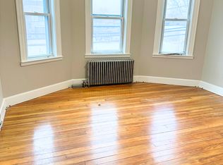 97 Arlington St #2, Watertown, MA 02472