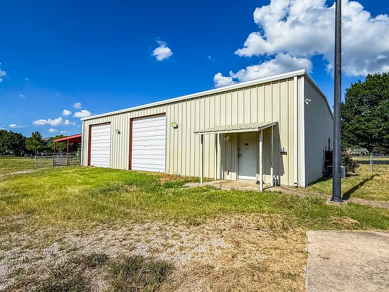 200 N Sorrells Rd — Photo 10