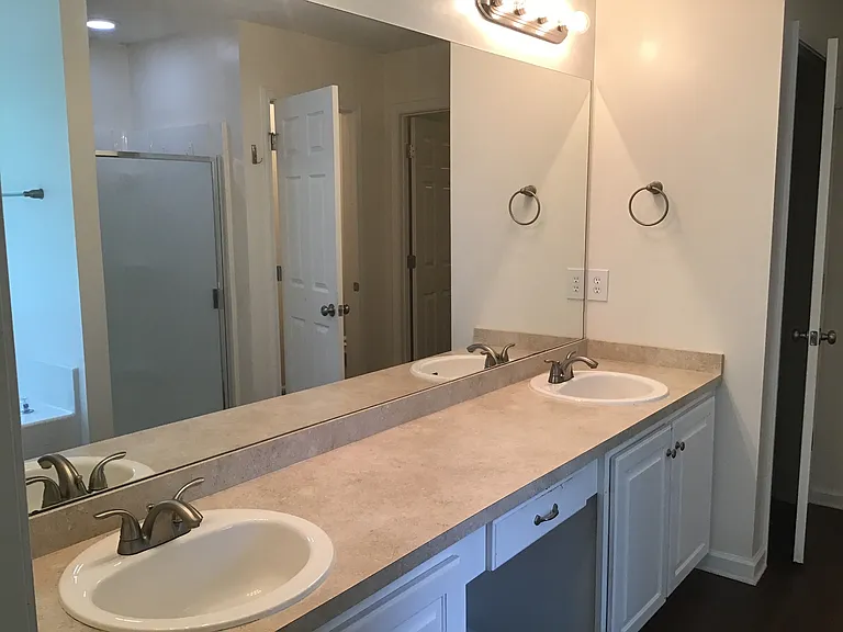 62 Golden Gate Dr — Photo 10