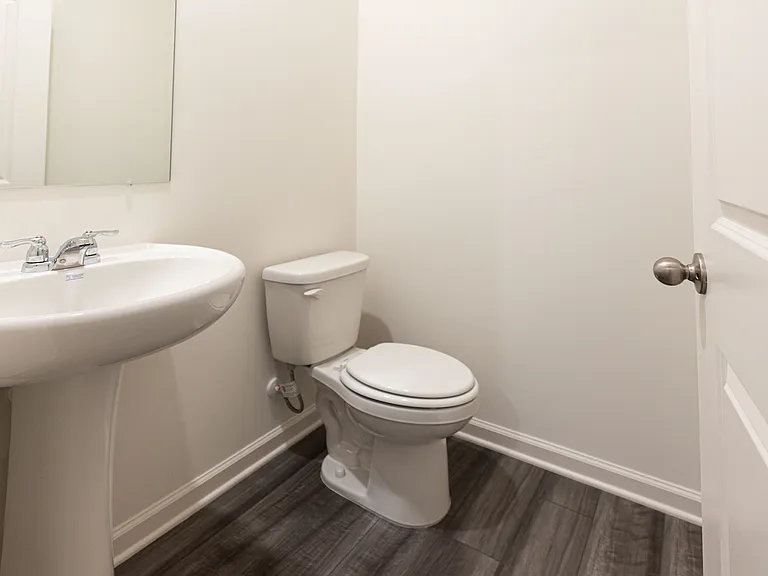 7662 Saffron Ave — Photo 17