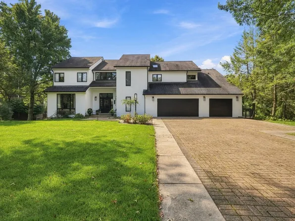 215 Timber Ridge Rd, Pittsburgh, PA 15238