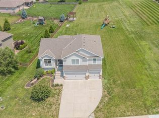 1700 NE 94th St, Kansas City, MO 64155