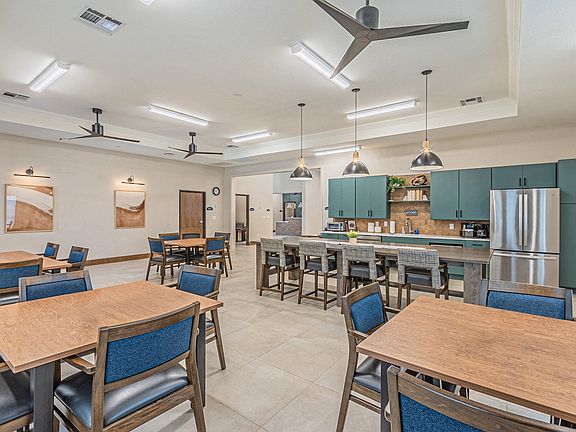 5th image of 902 W Eldorado Pkwy #2419968