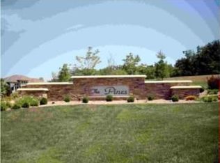 2102 SE Hemlock, Blue Springs, MO 64014