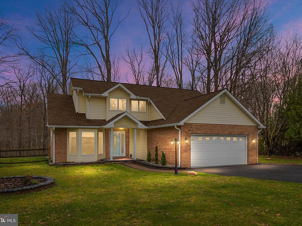 1st image of 234 Waterford Dr