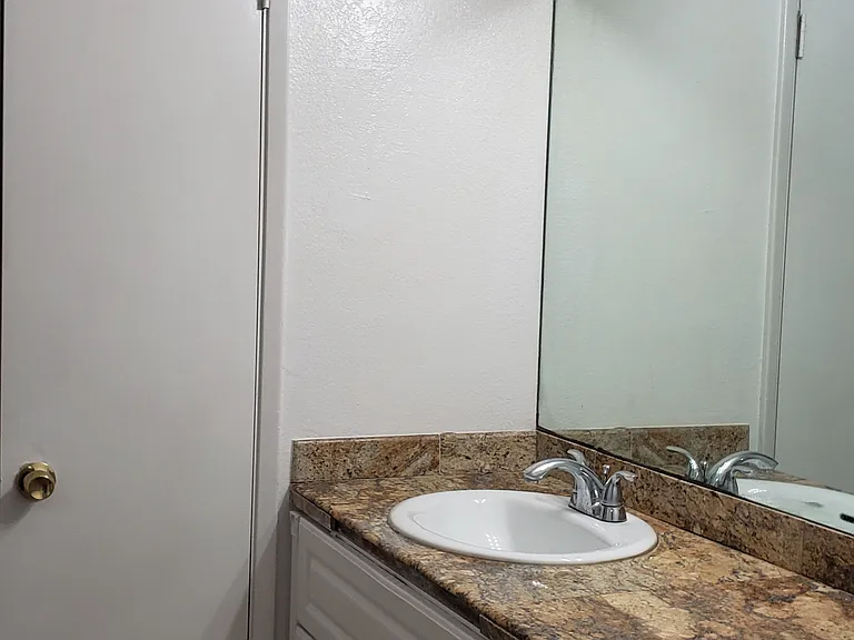 150 Smithridge Park — Photo 12
