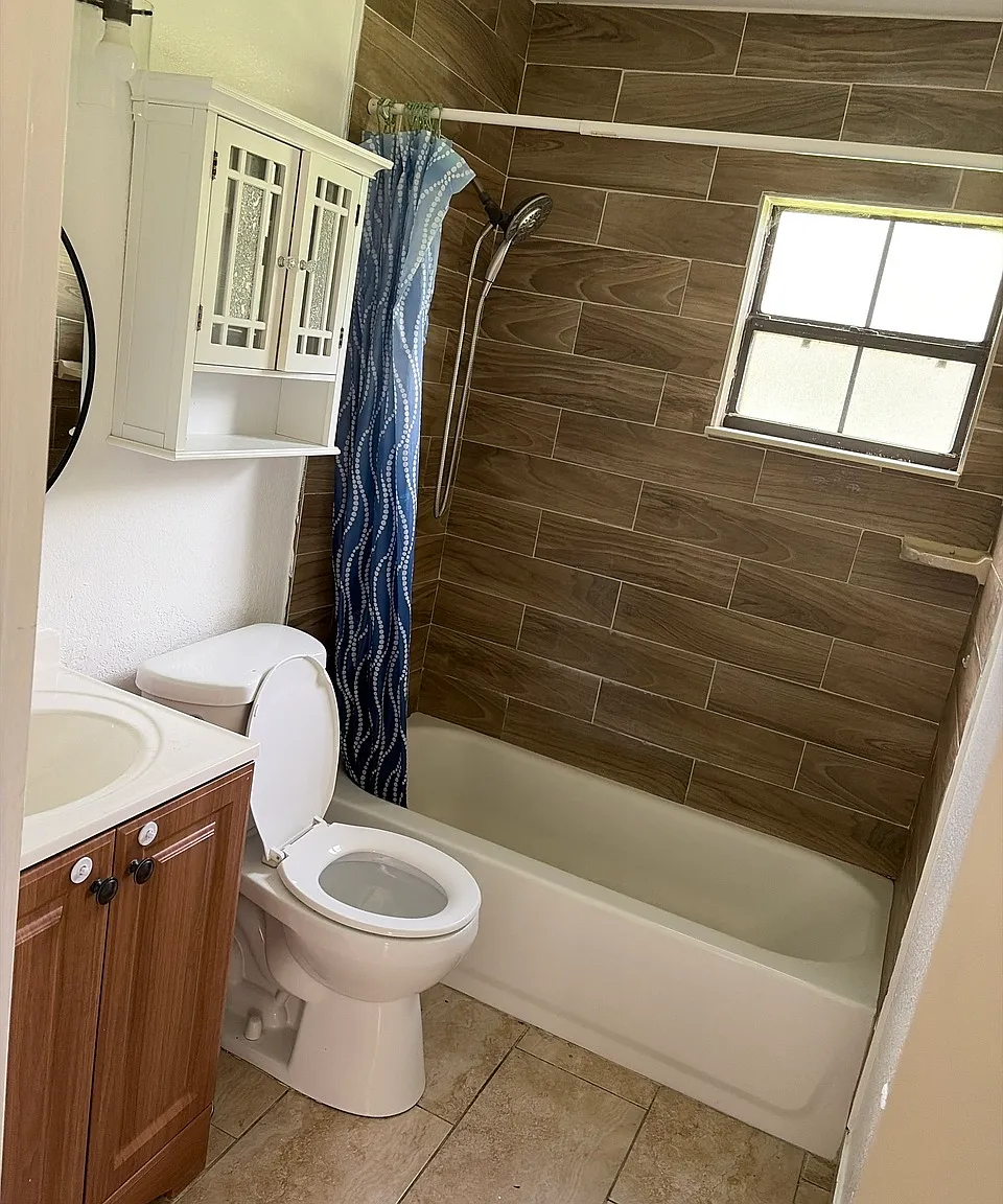 3 bed, 816 sqft, $1,800 — Photo 4