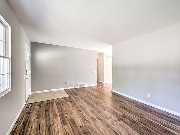 4th image of 1436 Glenlea Dr