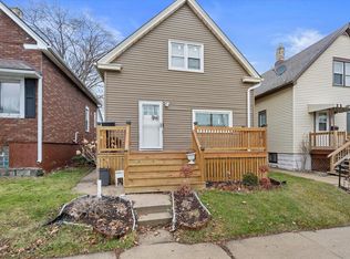 2715 South 14th STREET, Milwaukee, WI 53215