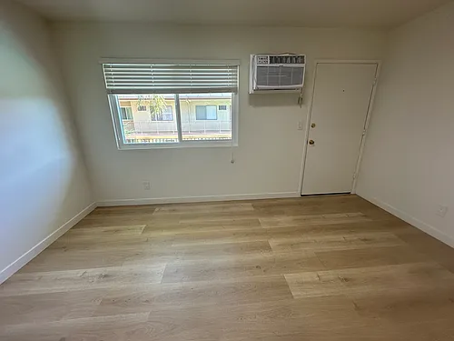 Floor plan M33