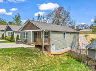 9 Shadowlawn Dr, Asheville, NC 28806