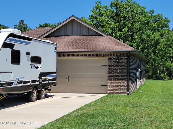 3rd image of 51 Mojave Ln