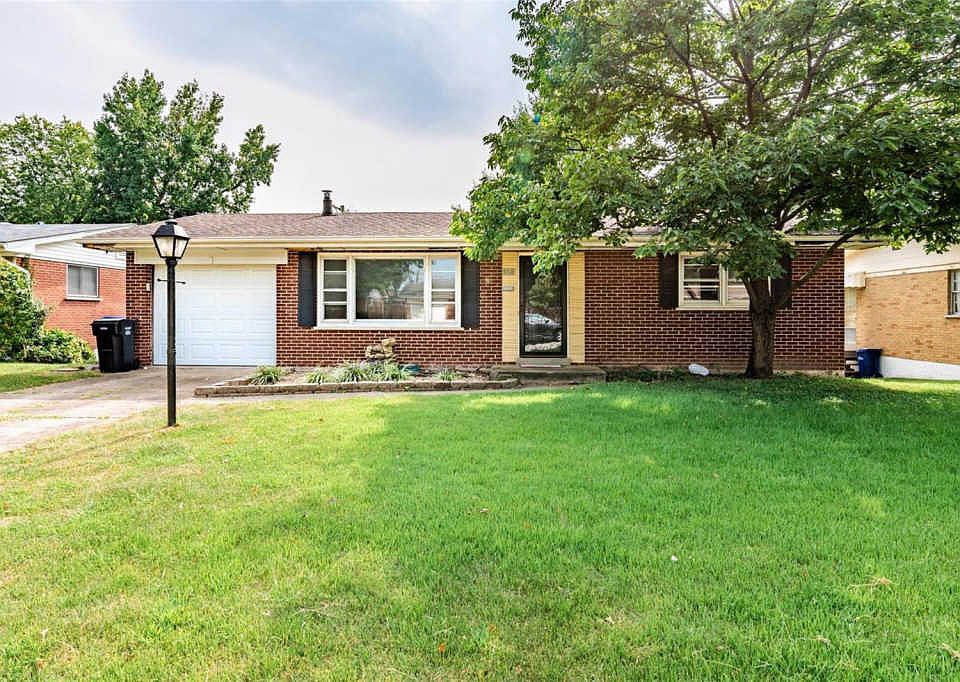 1st image of 312 Walworth Dr