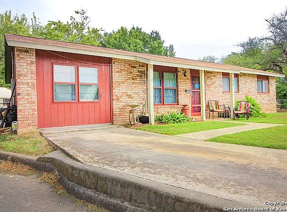 2nd image of 106 Dartmoor Dr