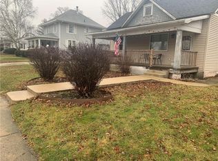 408 S Oakwood St, Oakwood, IL 61858