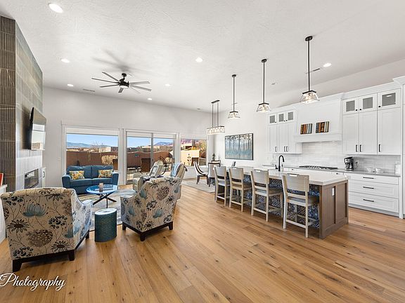 2nd image of 2090 N Tuweap Dr Unit 61