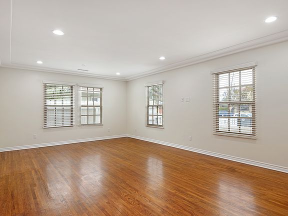 5th image of 545 S G St