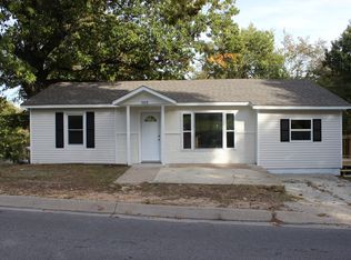 503 S High St, Neosho, MO 64850