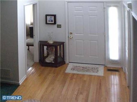3rd image of 1905 Shasta Cir